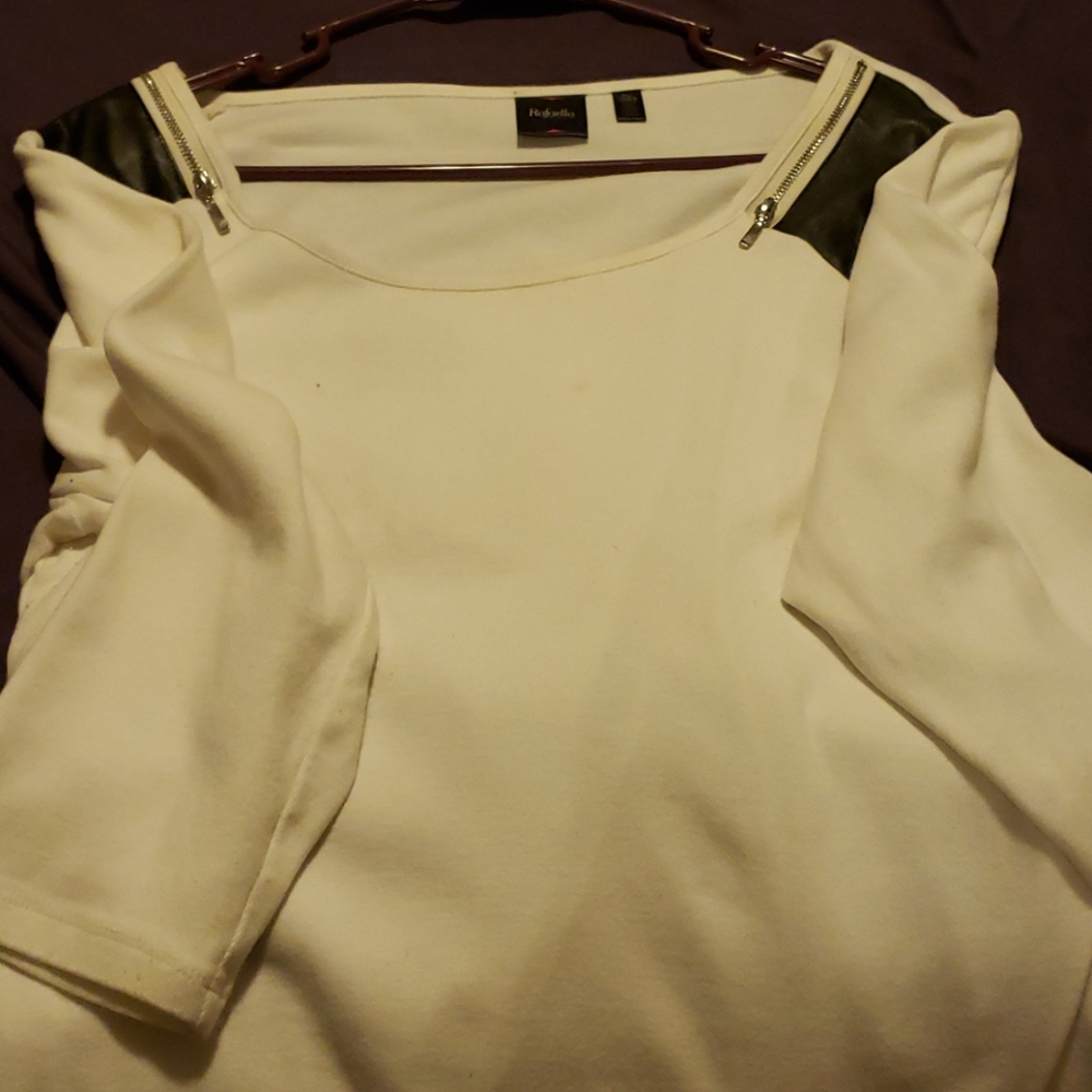 Black & white blouse